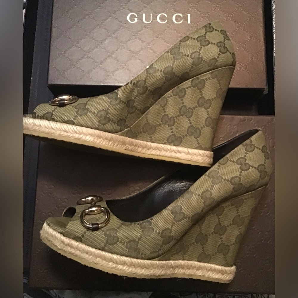 Gucci horse bit green denim wedge size 381/2